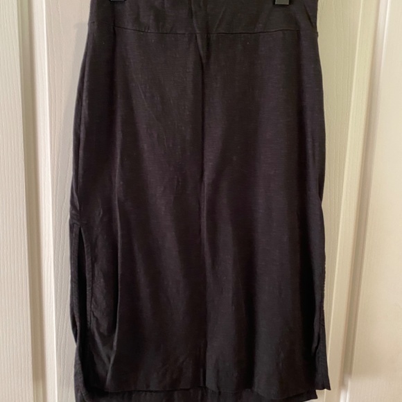 Toad&co black skirt - Picture 2 of 3